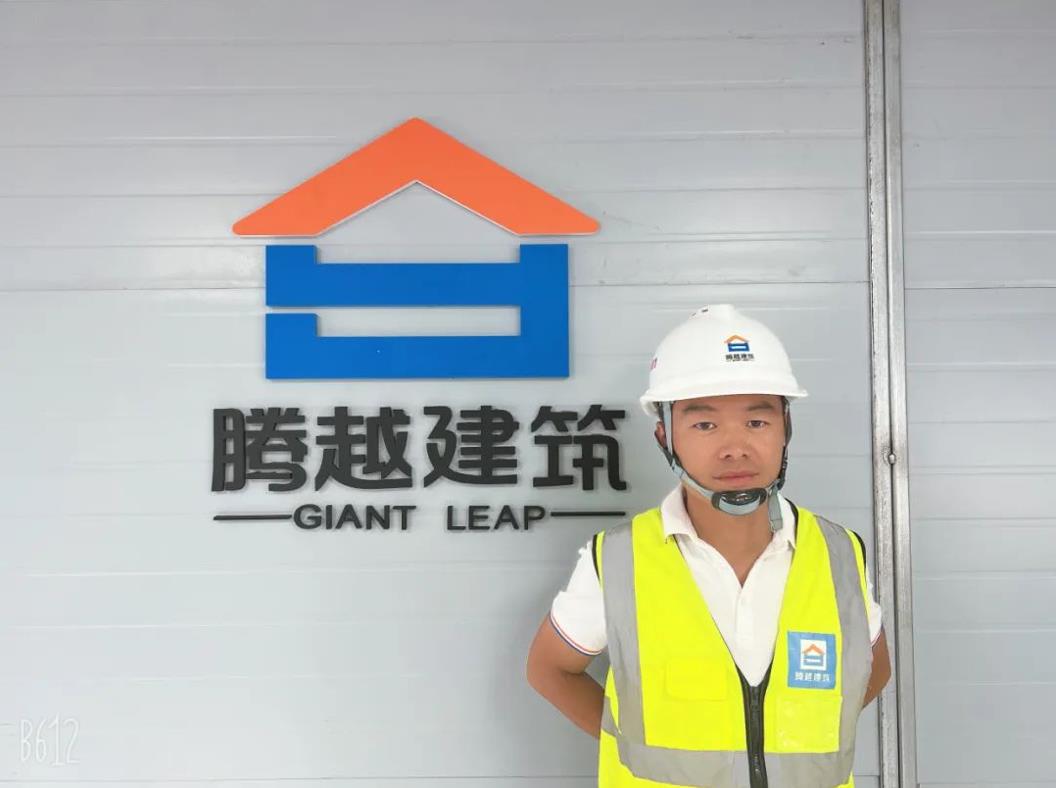 先鋒人物|相伴12年，從“人民衛(wèi)士”到“騰越鐵軍”